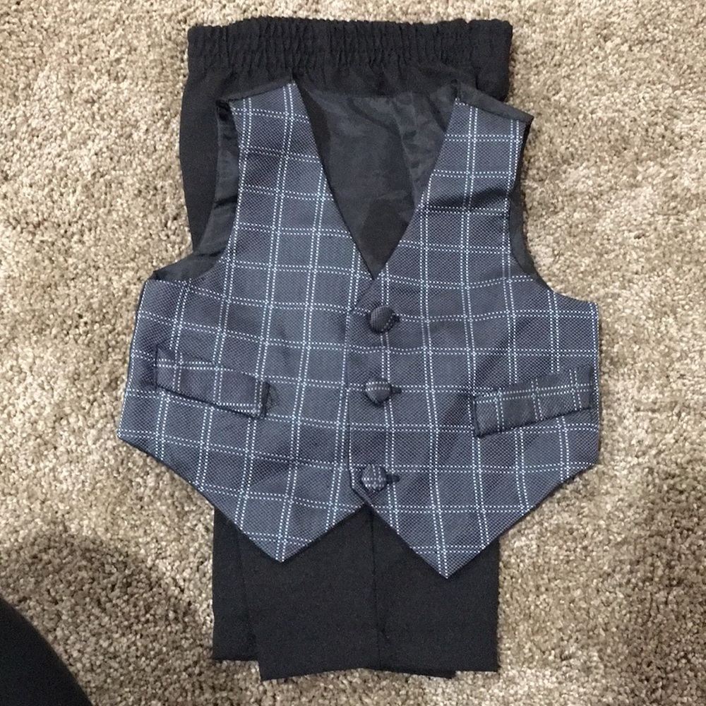 2 pc boys suit set ( BinA 80 80a )